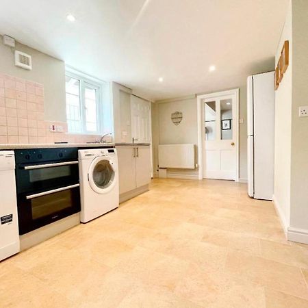 Cheltenham Central Apartment, Parking, Close Bars & Restaurants Exterior photo